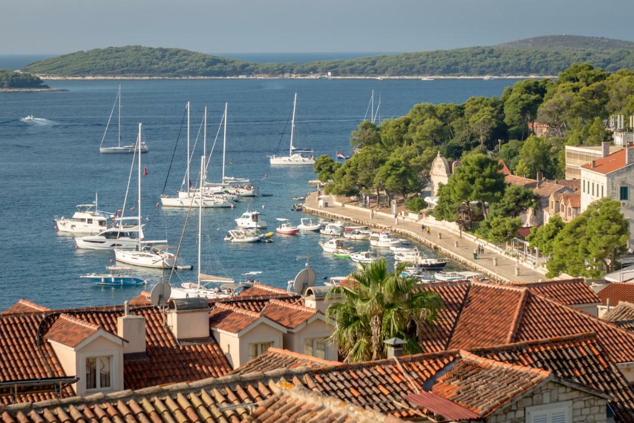 Ivkolina Hotel Hvar Town Exterior photo